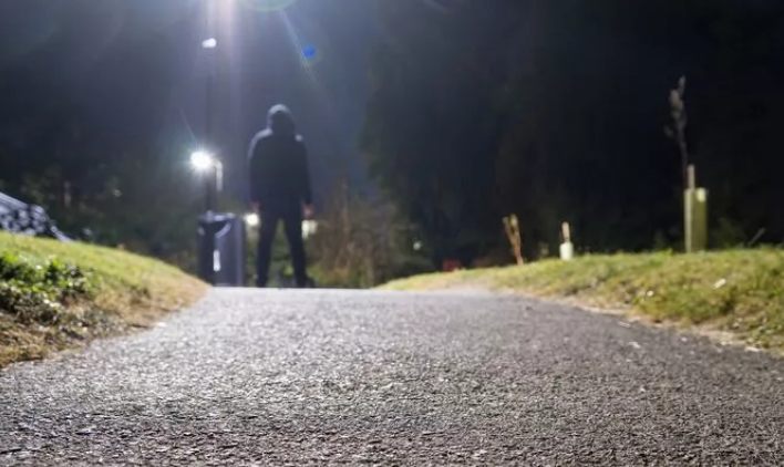 SHKRIMI NË MEDIAN BRITANIKE/ Aktivistët paralajmërojnë: Britania po bëhet “Alkatraz i Shqipërisë”…