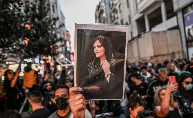 MË SHUMË LIRI/ SHBA-ja zgjeron qasjen në shërbimet e internetit për iranianët