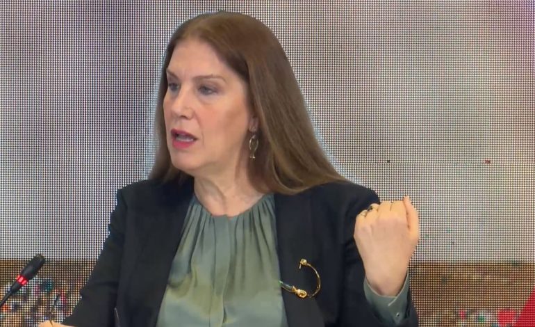 “MJEDISIN DHE PASTËRTINË…”/ Mirela Kumbaro: Sot vendi është shumë më i pastër, por ende larg standardeve që kërkon Qeveria