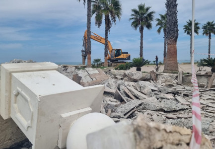 DO VIZITONIN SHQIPËRINË/ Terrorizohen nga pamjet e aksionit të IKMT-së te Prestige Resort! Anulohen dy fluturime me 350 pasagjerë nga Polonia dhe Çekia
