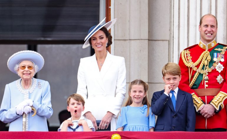 “PO PËRPIQEN TË KUPTOJNË…”/ Kate Middleton tregon si po e përjetojnë fëmijët e saj vdekjen e Mbretëreshës Elizabeth II