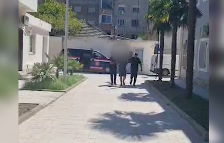 E PËSON KEQ 35-VJEÇARI NË VLORË/ Transportonte 12 emigrantë kundrejt fitimit, policia…
