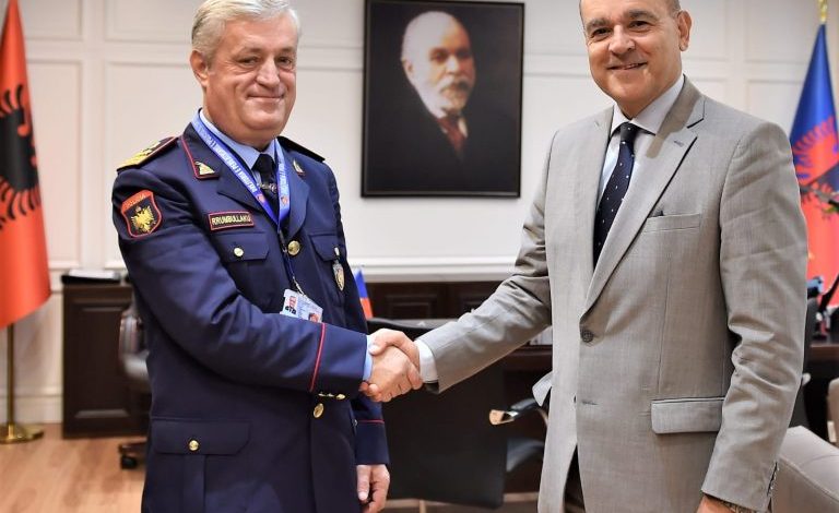 “KRIMI I ORGANIZUAR DHE TRAFIQET E PALIGJSHME…”/ Drejtori i Policisë së Shtetit zbardh takimin me ambasadorin e OSBE