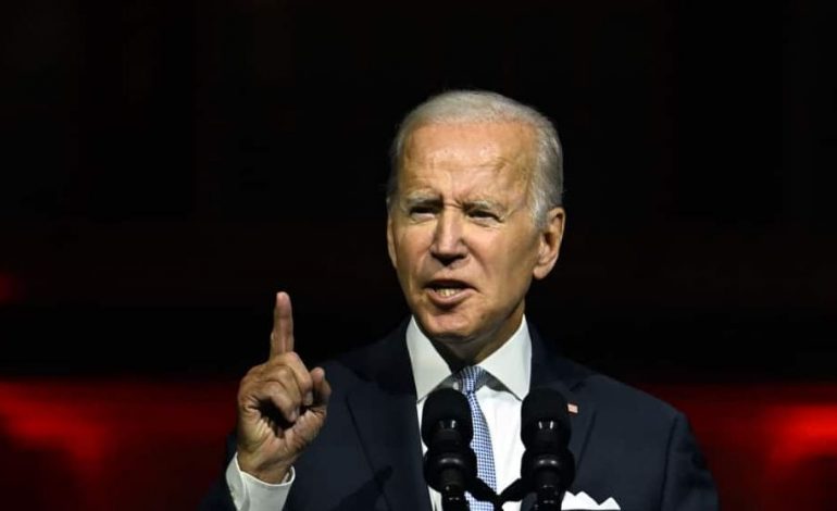 PARALAJMËRON Biden: SHBA nuk do t’i njohë kurrë pretendimet e Rusisë në Ukrainë