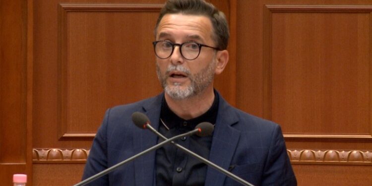PAKETA E QEVERISË/ Braçe: Është 280 milionë euro! Të kemi kujdes me evazionin e sipërmarrjes