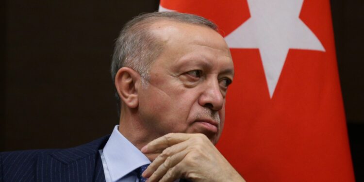 TENSIONI NË RRITJE ME GREQINË/ Erdogan mbledh Këshillin e Sigurisë