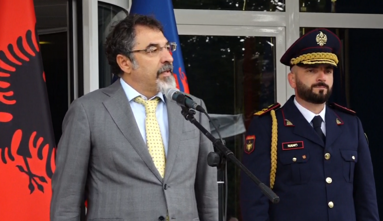 DEBATE TË ASHPËRA ME MINISTRIN ÇUÇI/ Zbardhen prapaskenat e shkarkimit të Gledis Nanos, si refuzoi të jepte dorëheqjen