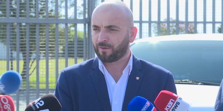 “GLEDIS NANO NË RREZIK NGA TERRORISTËT”/ Eksperti: Të merret në mbrojtje
