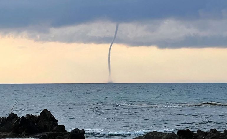 MOTI I KEQ/ Rrezik për tornado në Jon, harta ku pritet të ndodhë fenomeni