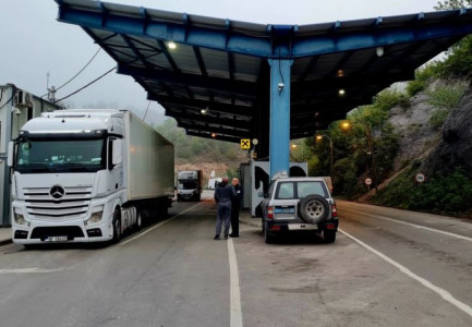 “E KALUAM KUFIRIN SIKUR TË ISHTE BE”/ Qytetarët nga Kosova hyjnë lirshëm në Serbi: Presim marrëveshje paqeje