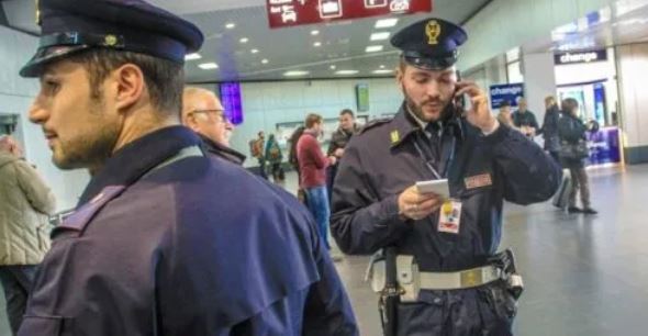 METODA E RE PËR T’IA MBATHUR DREJT ANGLISË/ Çifti shqiptar zbritet nga avioni në Itali: Mashtrimi që bënë