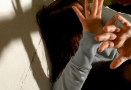 PËRDHUNIMI I TË MITURËS NGA 5 TË RINJ/ Detaje nga zhdukja e saj në qershor! Vendosen në pranga edhe 6 persona të tjerë, të dyshuar për…