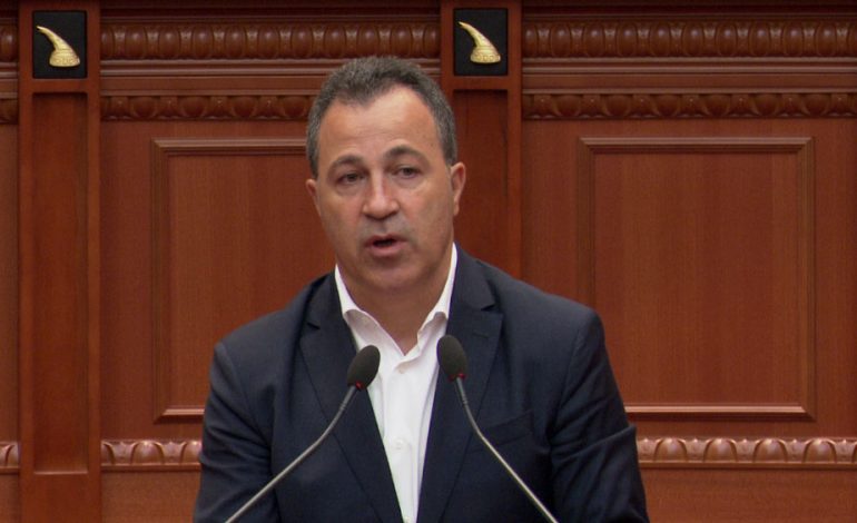 “ME VERBËRINË TUAJ POLITIKE PO BËNI LOJËN E NJË FUQIE TË ZEZË”/ Peleshi i kthehet opozitës për sulmet kibernetike: Po krijoni destabilitet