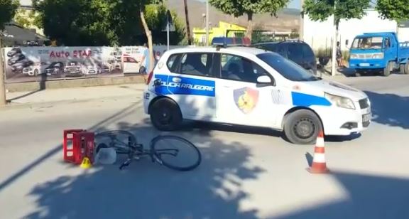 NDODH NË POGRADEC/ Shoferi “tapë” në alkool i pret rrugën të miturit, e kërcënon me thikë dhe i merr biçikletën