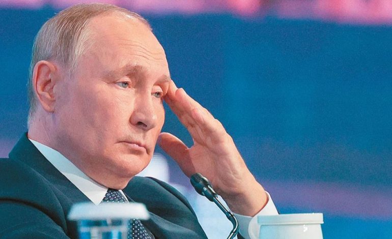 LUFTA NË UKRAINË/ Vdekja e oligarkëve ruse dhe dobësimi i ushtrisë, çfarë po ndodh me Putinin?