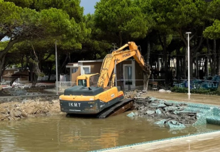 “U ZGJOVA NGA DIÇKA QË ULËRISTE”/ Mediat suedeze shkruajnë për aksionin te “Prestige Resort”: Prishën pishinat se pronari është në opozitë me qeverinë