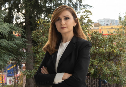 VITI I RI SHKOLLOR/ Tabaku: Regjistrimet janë 3 herë më të ulëta! Qeveria tregon suksese imagjinare…