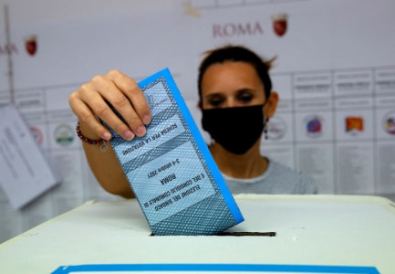 “POLITIKA MUND TË SHKOJ DREJT TË DJATHTËS EKSTREME”/ Zgjedhjet në Itali, REL: Sistemi favorizon grupet që krijojnë aleanca të gjera