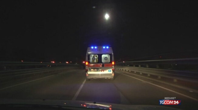 E RËNDË/ Përleshje me thika gjatë natës në Itali, humb jetën 45-vjeçari shqiptar