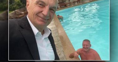 “O NARDI, ÇFARË PO BËN?” Ilir Meta publikon videon humoristike në Tik Tok, kreu i PDK “stërvitje” në pishinë