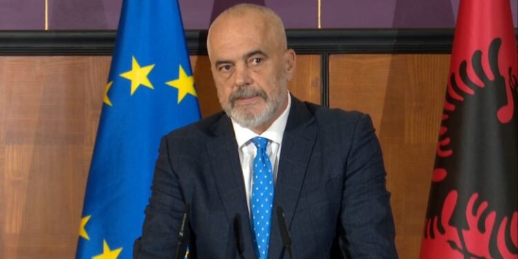 “PËR 3 VITE NUK…”/ Rama: S’ka më financim për studime jashtë vendit! Ekselentëve “pagë minimale”…