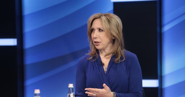 “ME SHFRYTËZUAN”/ Evi Kokalari sulmon sërish demokratët: Disa prej tyre vetëm vegjetojnë në PD, një prej tyre është…