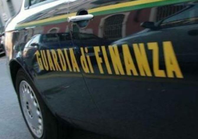 QENTË U DJEGIN PLANIN/ Kapet në Itali 730 kilogramë kokainë, si tentuan trafikantët ta fshihnin në…