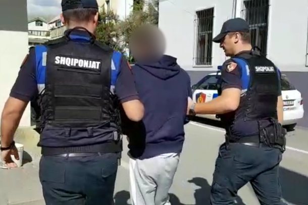 NË SHËNJESTËR PËR T’U VRARË? Si u zbuluan fotot e dy biznesmenëve në telefonin e të arrestuarit për heroinë