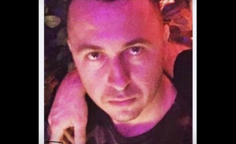 ZHDUKJA E ERVIS MARTINAJT/ RENEA “zbarkon” në Shijak, kontrolle për të shumëkërkuarin