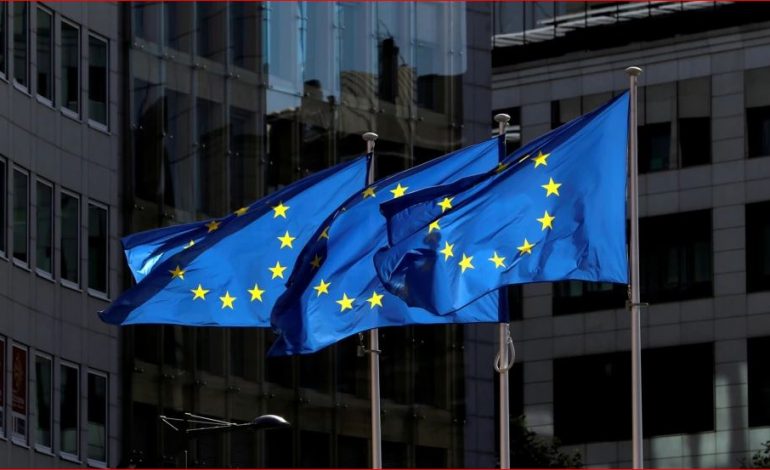 “KA PËRMBUSHUR KRITERET PËR LIBERALIZIMIN E VIZAVE”/ KE me vlerësime dhe kritika për Kosovën: Situata në veri sfiduese