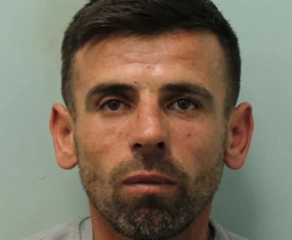 EMRI/ Arrestohet shqiptari që përdhunoi 15-vjeçaren në Britani, gjyqtari: Pavarësisht se ajo qante dhe lutej, ai nuk tregoi mëshirë