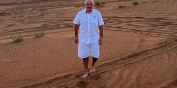 “PAS GJURMËVE…”/ Artan Hoxha në Dubai zbardh bisedën me një nga “çunat” e paekstradueshëm