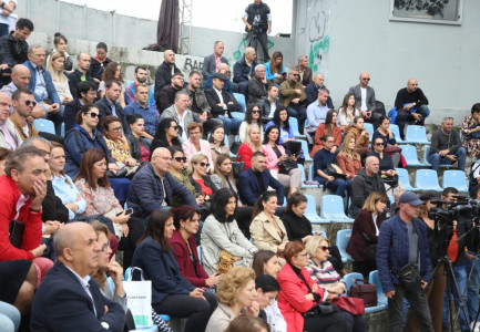 NIS PROTESTA/ Pedagogia: Nuk e kisha menduar kurrë që do të kishim përfunduar si Aristoteli që jepte mësim në qiell të hapur, duhet…