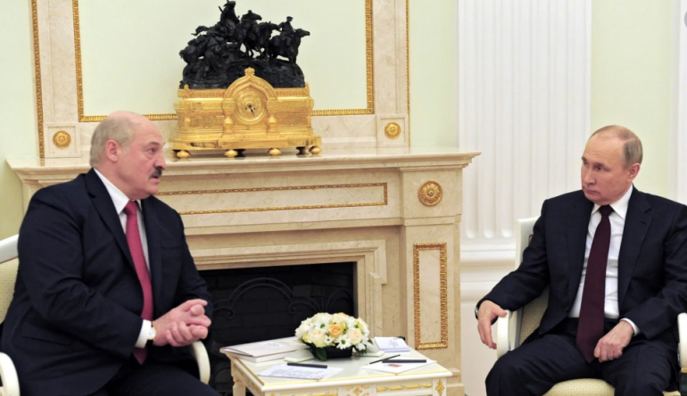 LUFTA/ Lukashenko e Putin vendosin krijimin e një force të përbashkët ushtarake, 9 mijë ushtarë…