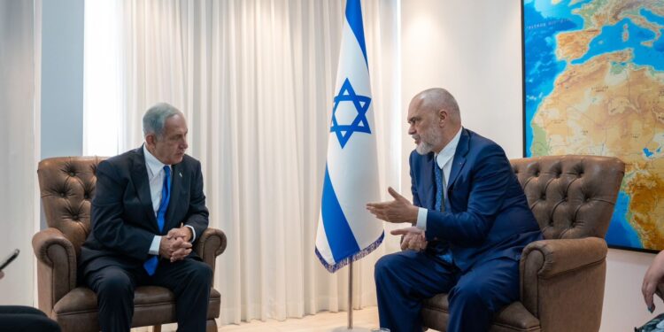 BISEDA ME LEVI E NATANYAHU/ Rama në Izrael, takohet me kryetarin e Kuvendit dhe me liderin e opozitës