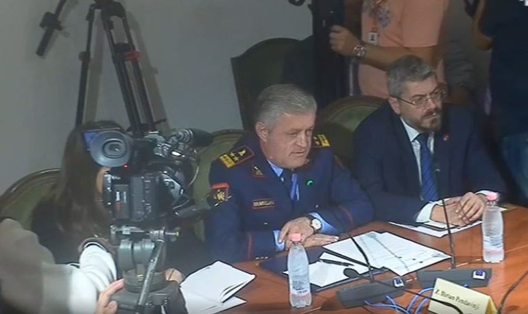 KOMISIONI PËR SIGURINË NË SEANCË ME DREJTORIN E POLICISË/ Rrumbullaku: Nuk jam përgjigjur sepse isha në SHBA. Jam i gatshëm të përgjigjem edhe për Rashën