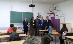 PËRFUNDON GREVA/ Nis një muaj me vonesë mësimi në të gjitha nivelet e arsimit para-universitar në Kosovë