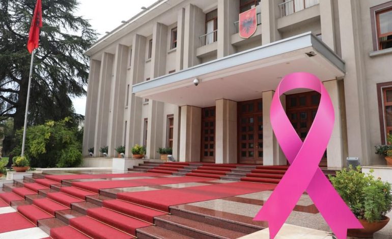 “TETORI ROZË”/ Zonja e Parë Armanda Begaj mesazh sensibilizues: Një grua e shëndetshme, familje e lumtur