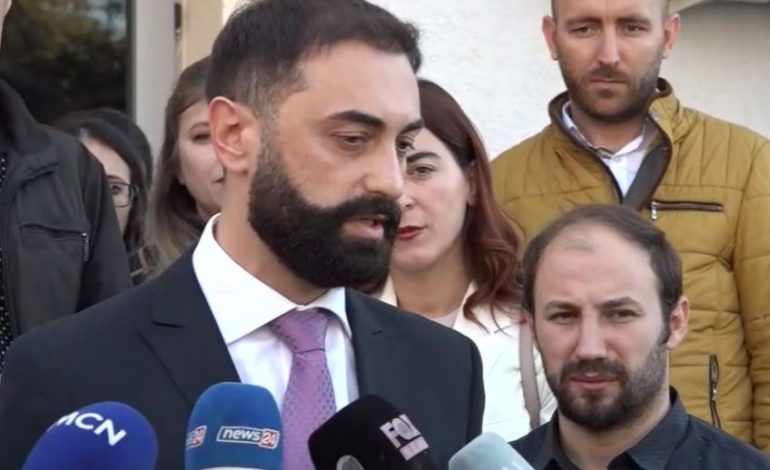 MBYLLJA E KOPSHTIT TURK/ Avokati: Kërkuam anulim të vendimit dhe përjashtimin e gjyqtares! Prindërit: Fëmijët të vendosen ku kanë qenë…