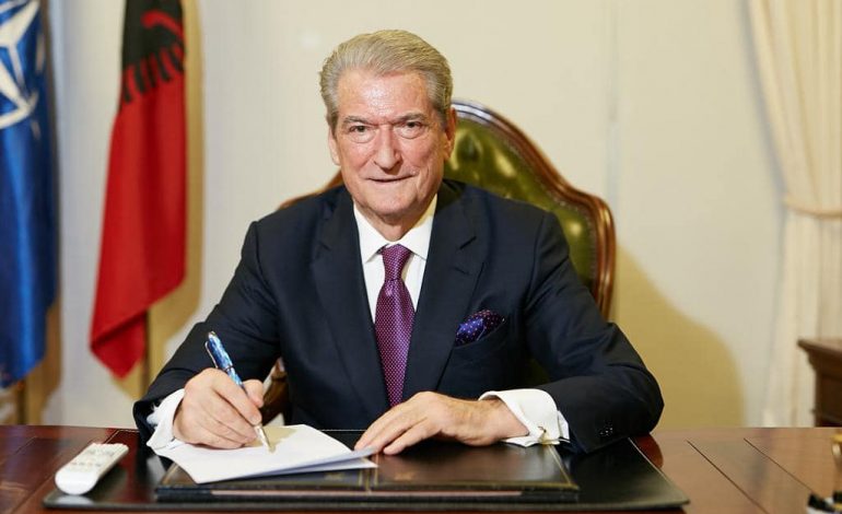 TRAGJEDIA E HALLOWEEN NË KORENË E JUGUT/ Berisha: Shpreh ngushëllimet më të ndjera për familjet e viktimave…