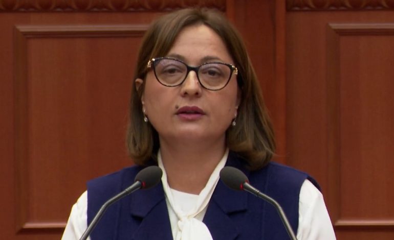 KRIMI NË KLOS/ Deputetja e PD-së: Rendi publik në Shqipëri është futur nën dhe! Po të mos ishte vonuar policia…