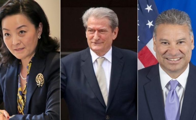 REAGIMI/ Berisha i përgjigjet Escobarit dhe “shpërthen” ndaj Yuri Kim: Përsërite shpifjet…