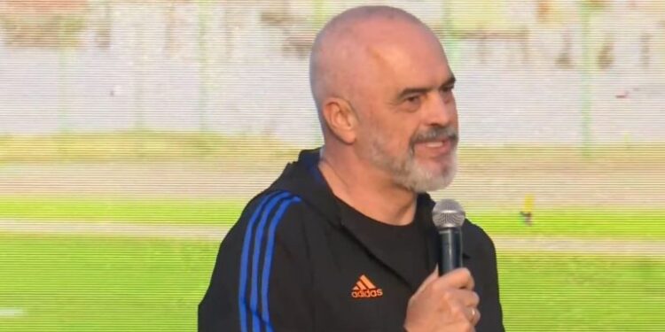 “PËR LLOGARI TË ÇORBËS SË RUBLAVE”/ Rama kritika Kovaçit: Po zien një kusi me presion, për një protestë që…