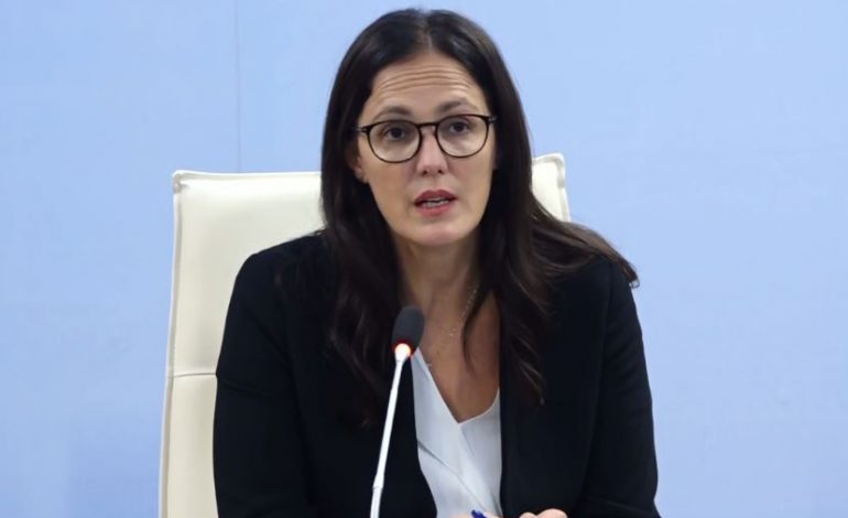 “GJASAT PËR RECESION TË EKONOMISË SONË VITIN E ARDHSHËM, TË ULËTA”/ Ministrja e Financave për situatën ekonomike: Do jemi vigjilentë për çdo skenar, kemi…