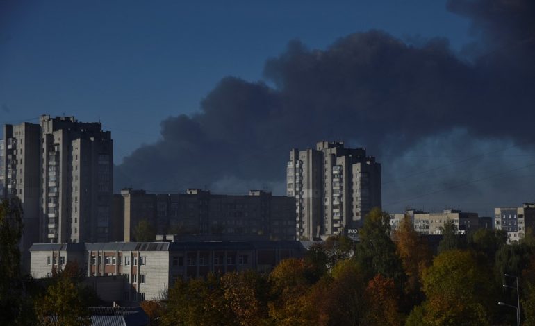 SULMET RUSE/ 83 raketa të lëshuara në Ukrainë, ministria e Mbrojtjes: Kemi rrëzuar gjysmat
