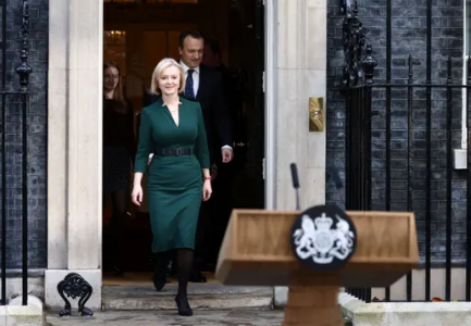 “QËNDRO I GUXIMSHËM”/ Liz Truss mban fjalimin e fundit si kryeministre e Britanisë, mesazhi që ka për pasardhësin e saj