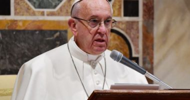 LUFTA/ Papa Françesku thirrje Putinit: Jepi fund dhunës dhe vdekjeve