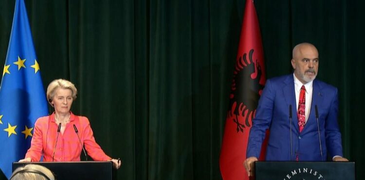 SAMITI I BE/ Von der Leyen: Besoj në mikpritjen shqiptare, Rama: Shqipëria ka vetëm një rrezik, të bën të dashurohesh me të