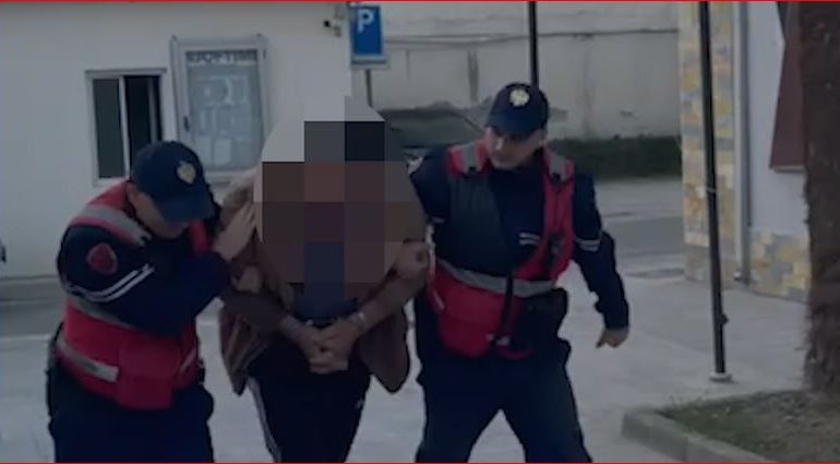 NË KËRKIM PËR KULTIVIM KANABISI/ Përfundon në pranga 53-vjeçari në Vlorë (EMRI)