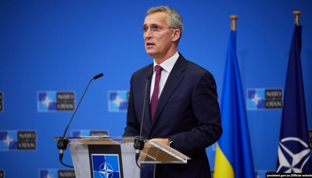 KËRKESA E UKRAINËS PËR T'U BASHKUAR NATO-S/ Stoltenberg: Vendimi duhet të merret nga…